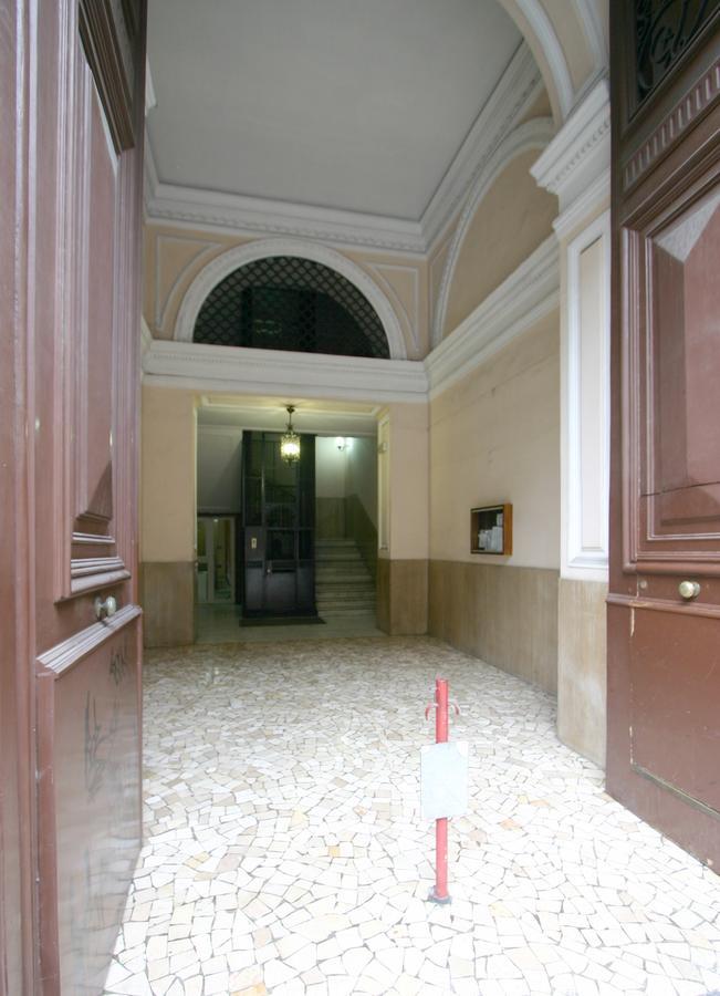 Al Centro E Meglio B&B ナポリ エクステリア 写真